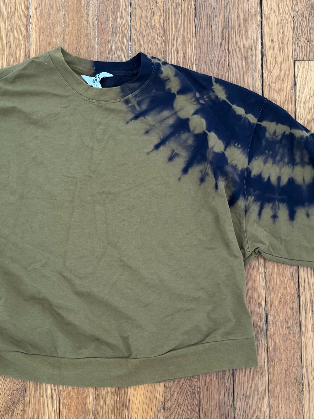 JoyLab Olive Green and Black Dip-Dye Tee